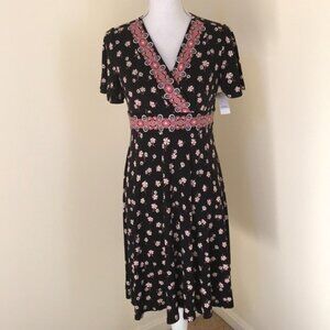 NWT! LOFT maternity Size 4M black floral S/S dress